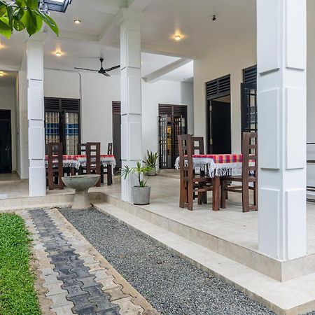 Blue Heaven Villa Ahangama Exterior photo